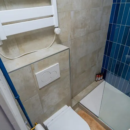 Petit Toit Madeleine - Flat In Concorde Elysee Opera Apartment *